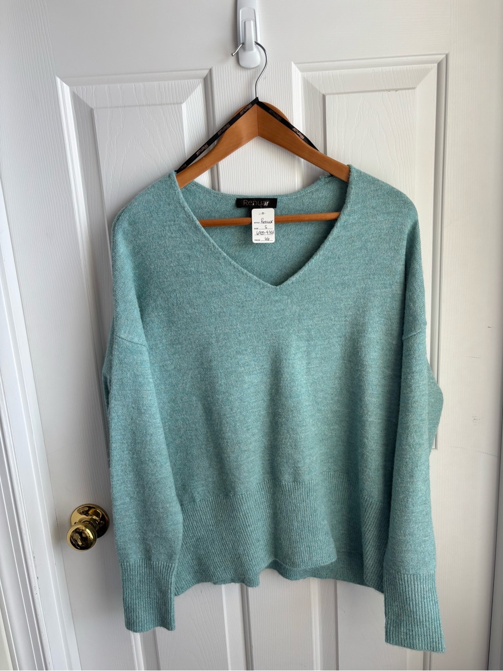 Renuar Seafoam Green V-Neck Sweater